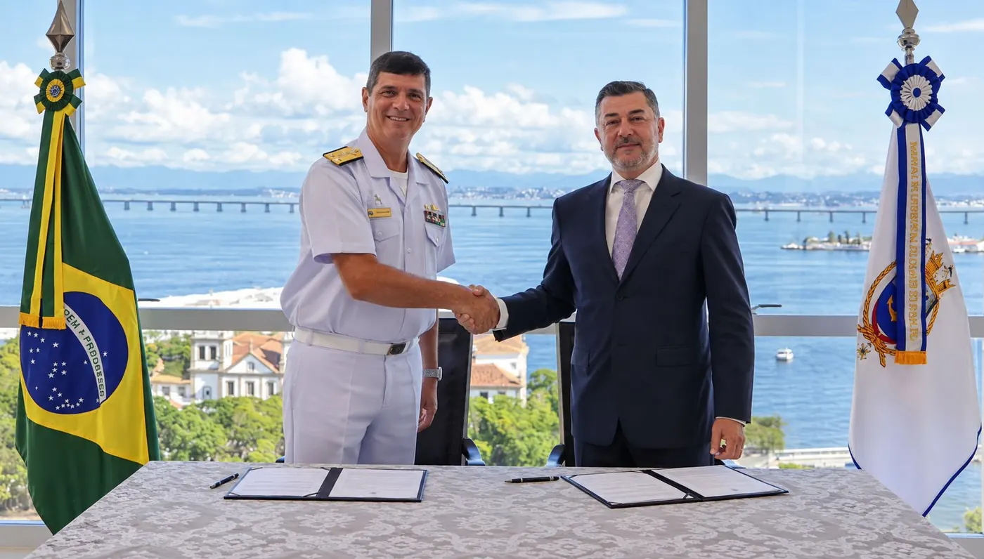 Parceria institucional: assinatura de acordo entre a ALIX e a Marinha do Brasil